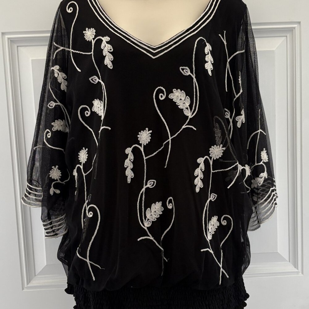 Black & White Top by Alfani